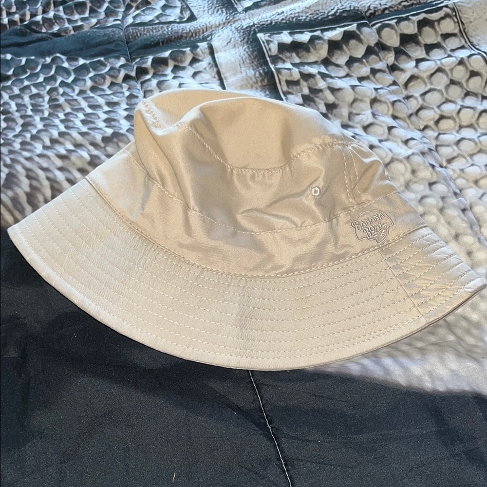 Banana Boat Light Tan Bucket Hat